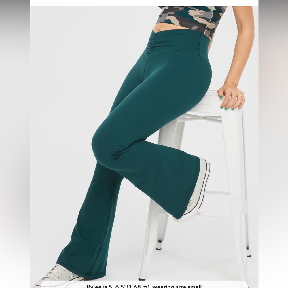 AE OFFLINE By Aerie Real Me High Waisted Ruched Flare Legging